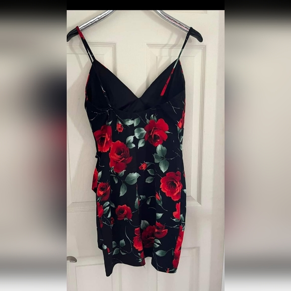 Floral Mind Code Minidress - Picture 5 of 8